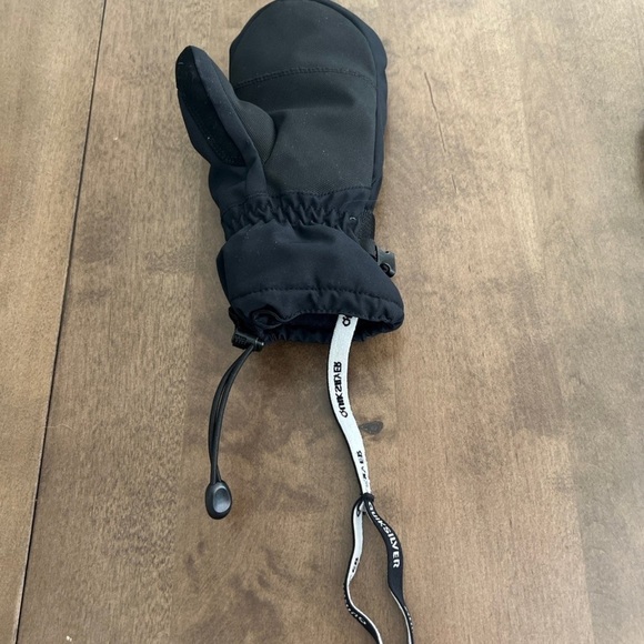 Children’s Quicksilver Snow Mittens - Picture 4 of 6